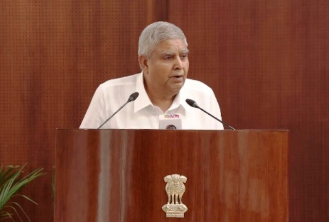 उपराष्ट्रपति जगदीप धनखड़ मंगलवार को कार्यक्रम को संबोधित करते हुए उपराष्ट्रपति जगदीप धनखड़ मंगलवार को कार्यक्रम को संबोधित करते हुए