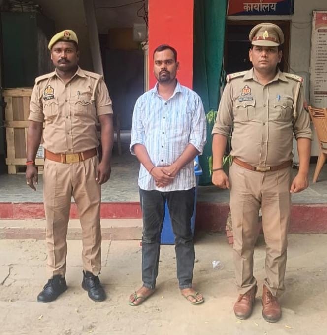 अधिवक्ता पर हुए जानलेवा हमला मामले में गिरफ्तार आरोपित का छाया चित्र अधिवक्ता पर हुए जानलेवा हमला मामले में गिरफ्तार आरोपित का छाया चित्र