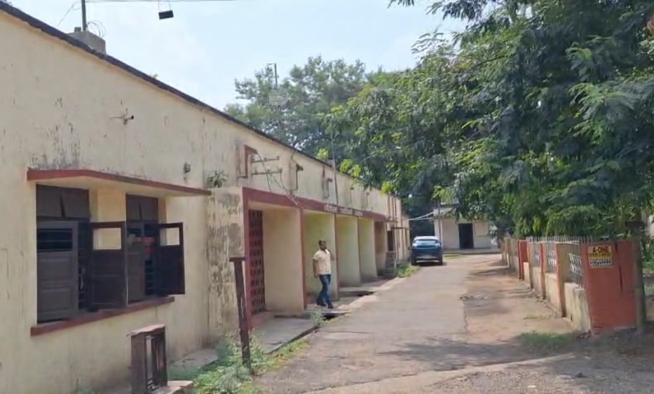 कार्यालय का फाइल फोटो कार्यालय का फाइल फोटो
