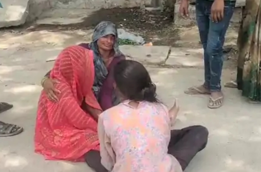 विलाप करते परिजन विलाप करते परिजन