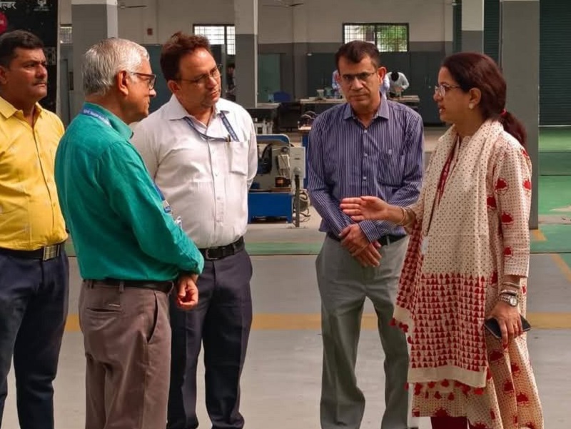 केंद्रीय अपर सचिव सोनल मिश्रा ने आईटीआई इंदौर का निरीक्षण केंद्रीय अपर सचिव सोनल मिश्रा ने आईटीआई इंदौर का निरीक्षण
