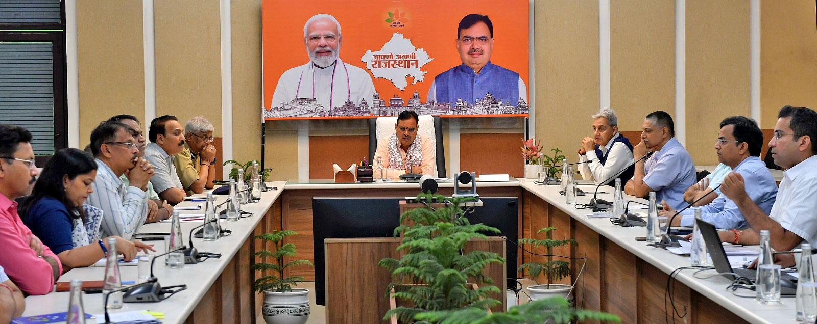 प्रधानमंत्री नरेंद्र मोदी की प्रस्तावित बीकानेर यात्रा की तैयारियों को लेकर मुख्यमंत्री ने की समीक्षा प्रधानमंत्री नरेंद्र मोदी की प्रस्तावित बीकानेर यात्रा की तैयारियों को लेकर मुख्यमंत्री ने की समीक्षा
