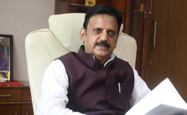 उप मुख्यमंत्री राजेन्द्र शुक्ल (फाइल फोटो) उप मुख्यमंत्री राजेन्द्र शुक्ल (फाइल फोटो)