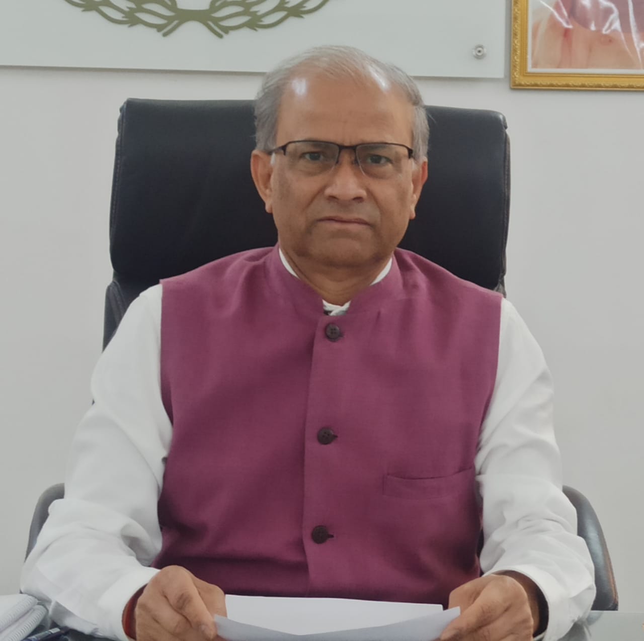 सी एस ए कुलपति डॉ. आनंद सिंह सी एस ए कुलपति डॉ. आनंद सिंह