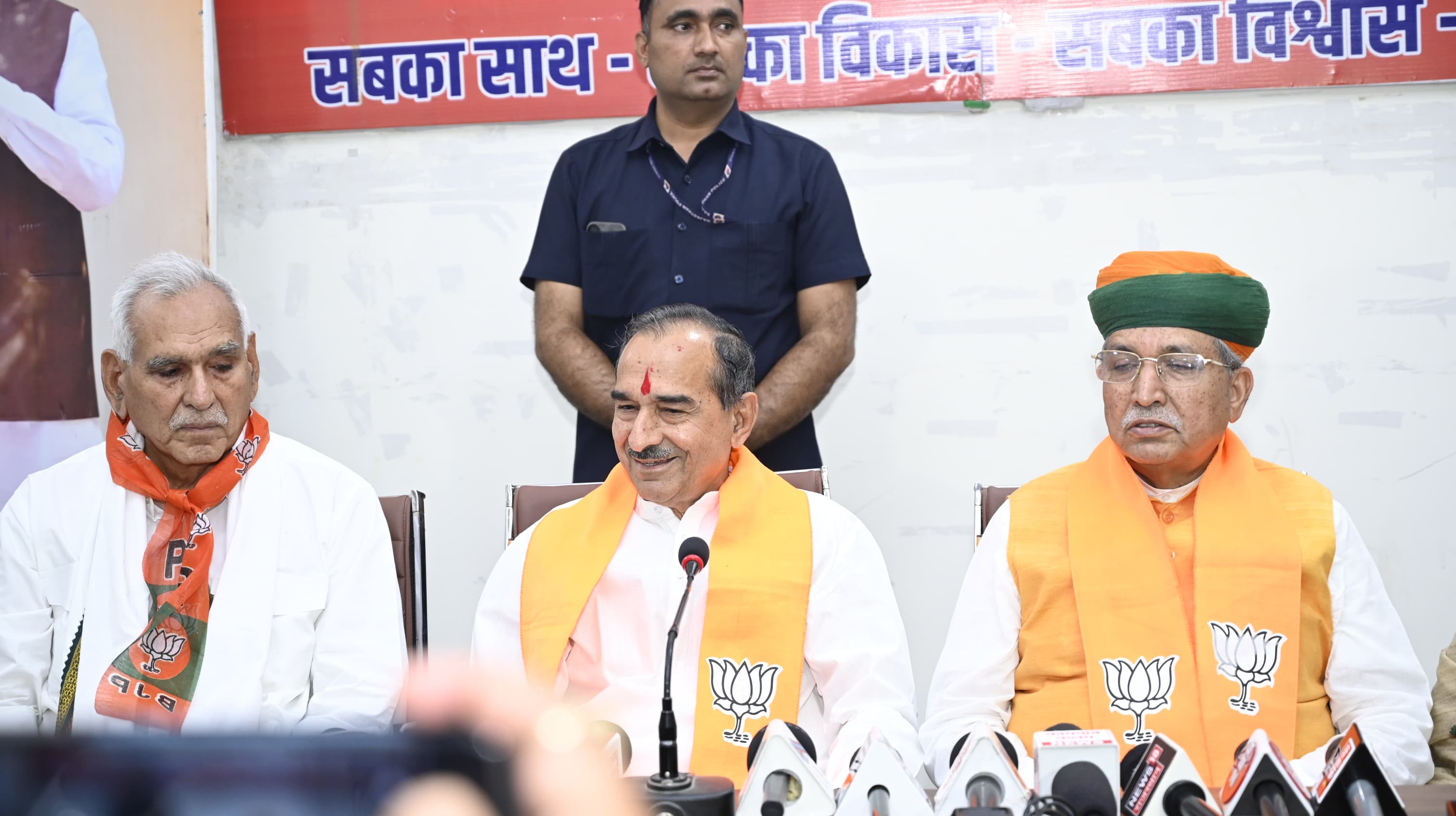 प्रधानमंत्री नरेंद्र मोदी 22 मई को बीकानेर दौरे पर, भाजपा प्रदेश अध्यक्ष मदन राठौड़ ने तैयारियों का लिया जायजा प्रधानमंत्री नरेंद्र मोदी 22 मई को बीकानेर दौरे पर, भाजपा प्रदेश अध्यक्ष मदन राठौड़ ने तैयारियों का लिया जायजा