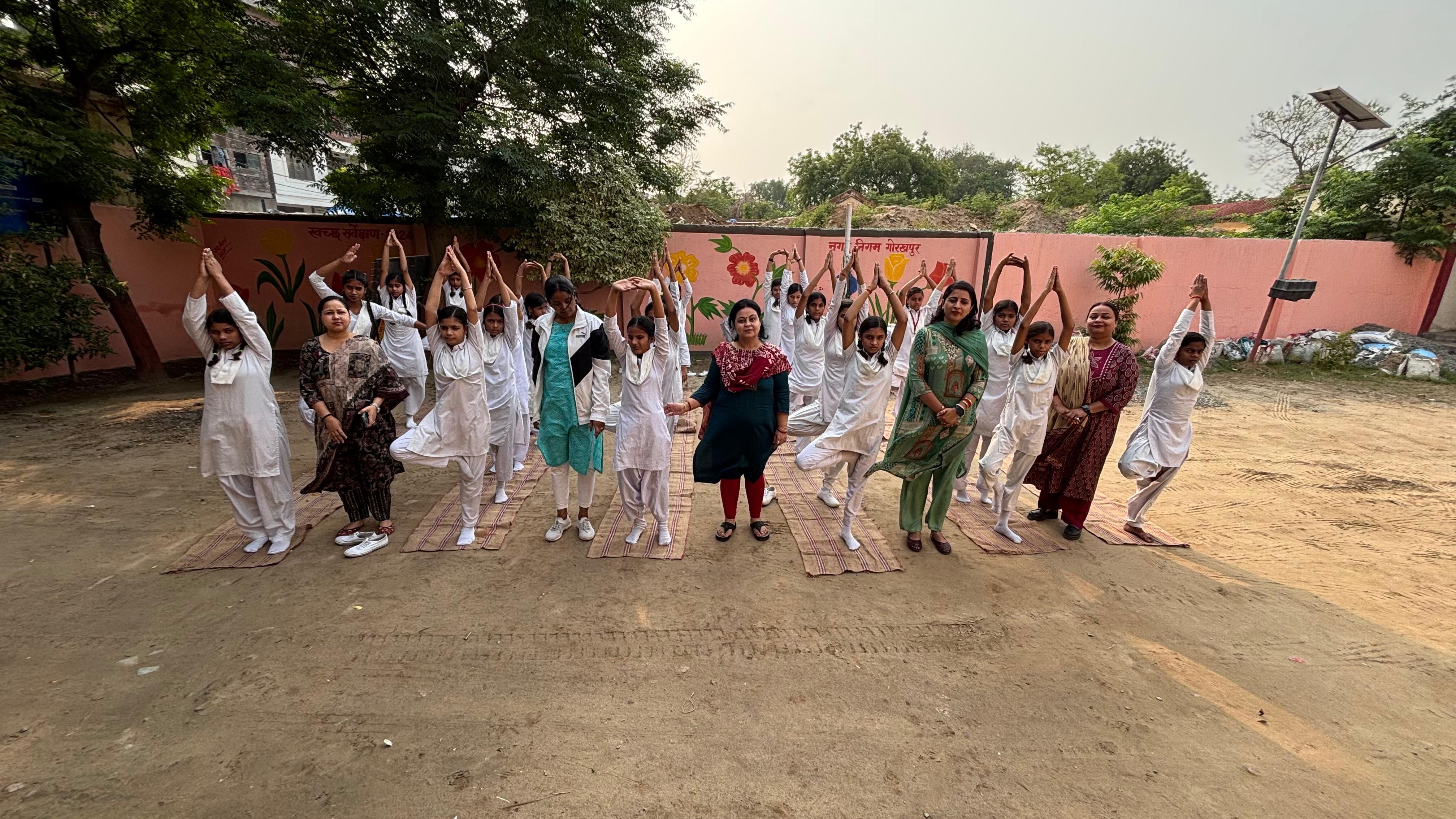 बालिकाओं को सशक्त बना रही योग करने की पहल: -प्रो पूनम टंडन , कुलपति* बालिकाओं को सशक्त बना रही योग करने की पहल: -प्रो पूनम टंडन , कुलपति*