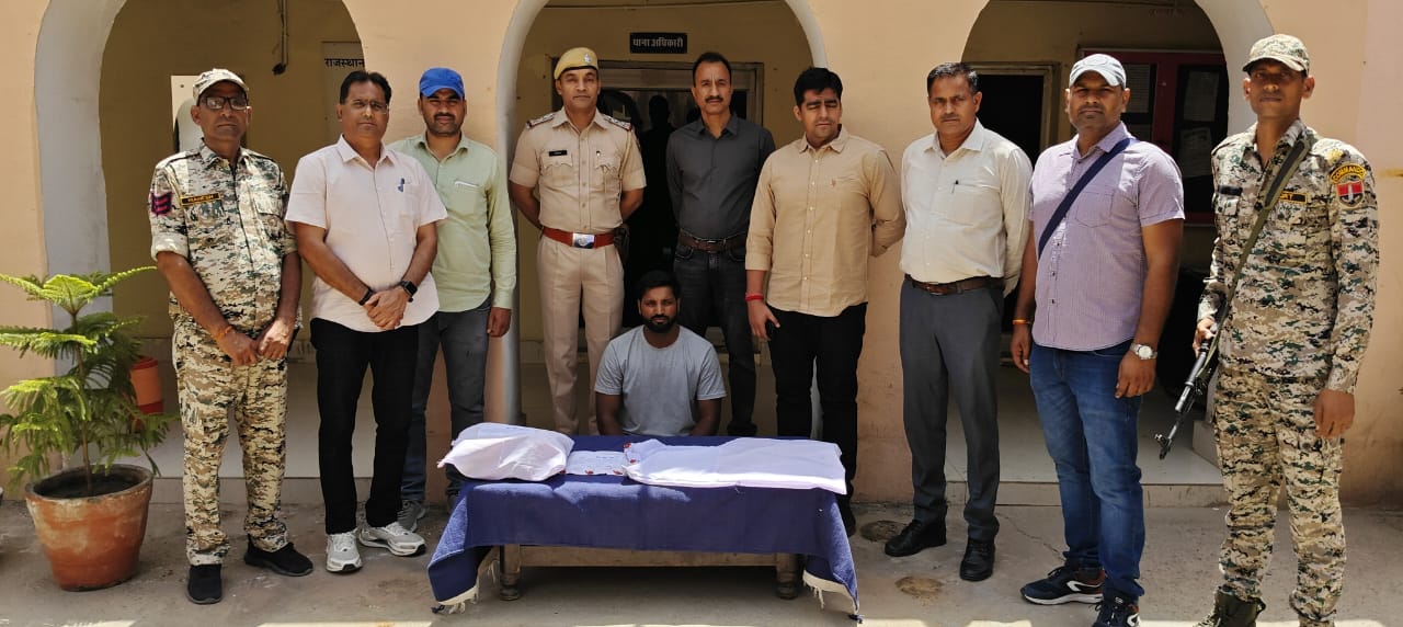 एंटी गैंगस्टर टास्क फोर्स की बड़ी कार्रवाई : एक लाख रूपये का ईनामी गैंगस्टर राजवीर उर्फ लारा हरियाणा से गिरफ्तार एंटी गैंगस्टर टास्क फोर्स की बड़ी कार्रवाई : एक लाख रूपये का ईनामी गैंगस्टर राजवीर उर्फ लारा हरियाणा से गिरफ्तार