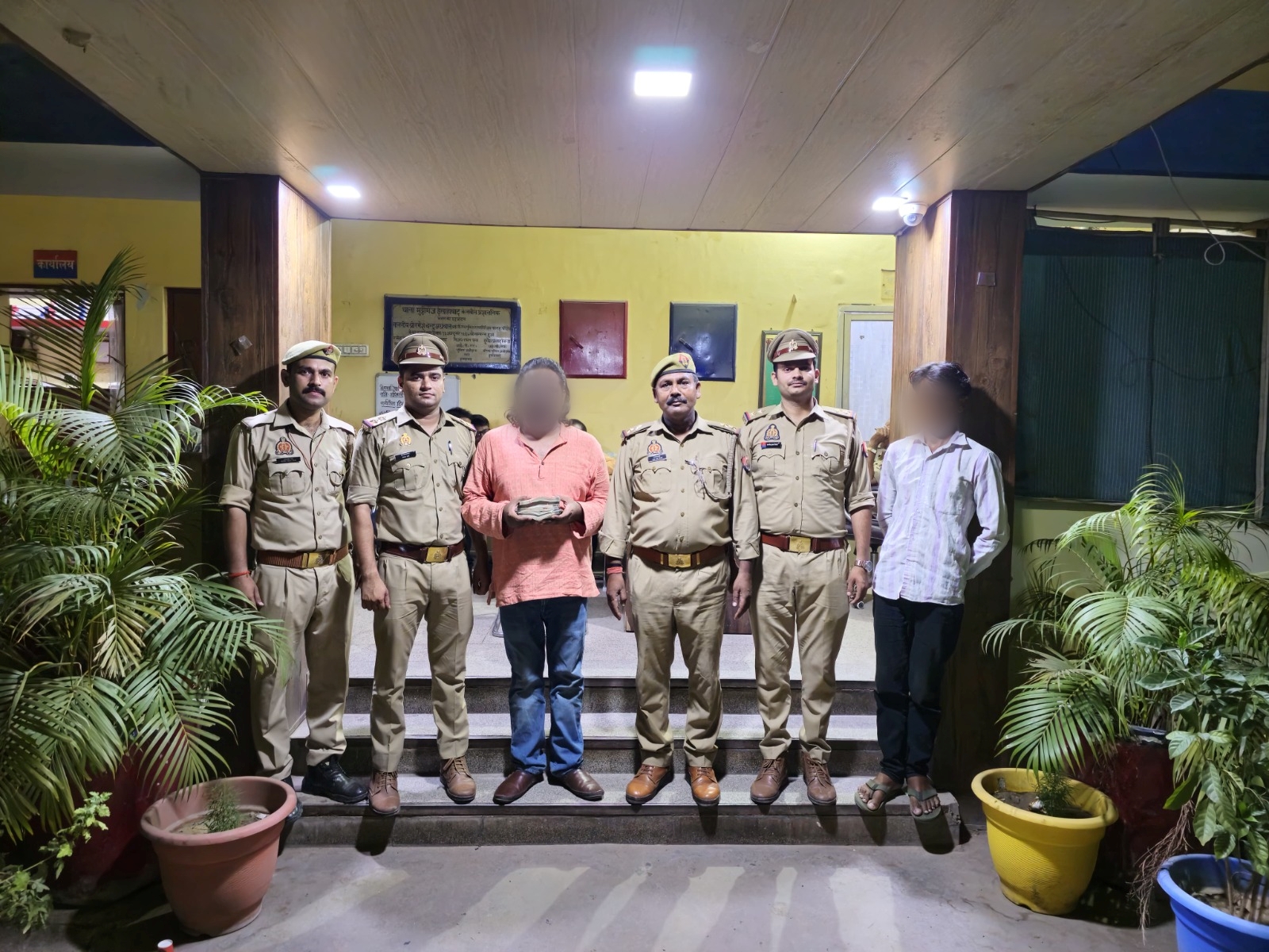प्रयागराज के मुट्ठीगंज थाने का छाया चित्र प्रयागराज के मुट्ठीगंज थाने का छाया चित्र
