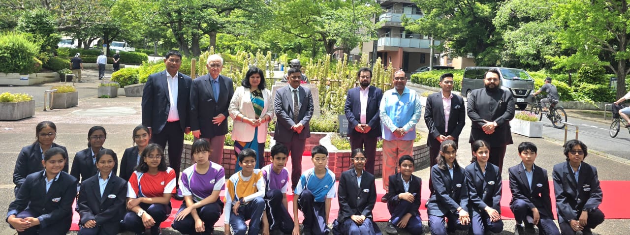 प्रतिनिधि मंडल जापान यात्रा संबंधित चित्र प्रतिनिधि मंडल जापान यात्रा संबंधित चित्र
