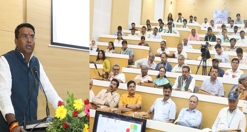 अंतरराष्ट्रीय जैव विविधता दिवस पर कार्यशाला को संबोधित करते हुए मंत्री अहिरवार