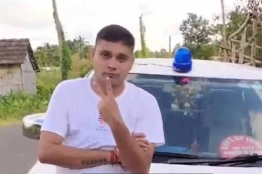 फर्जी आईपीएस