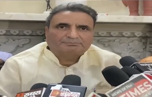विधानसभा स्पीकर ने संवैधानिक पद की गरिमा को किया तार—तार——— धर्मेन्द्र राठौड़ विधानसभा स्पीकर ने संवैधानिक पद की गरिमा को किया तार—तार——— धर्मेन्द्र राठौड़