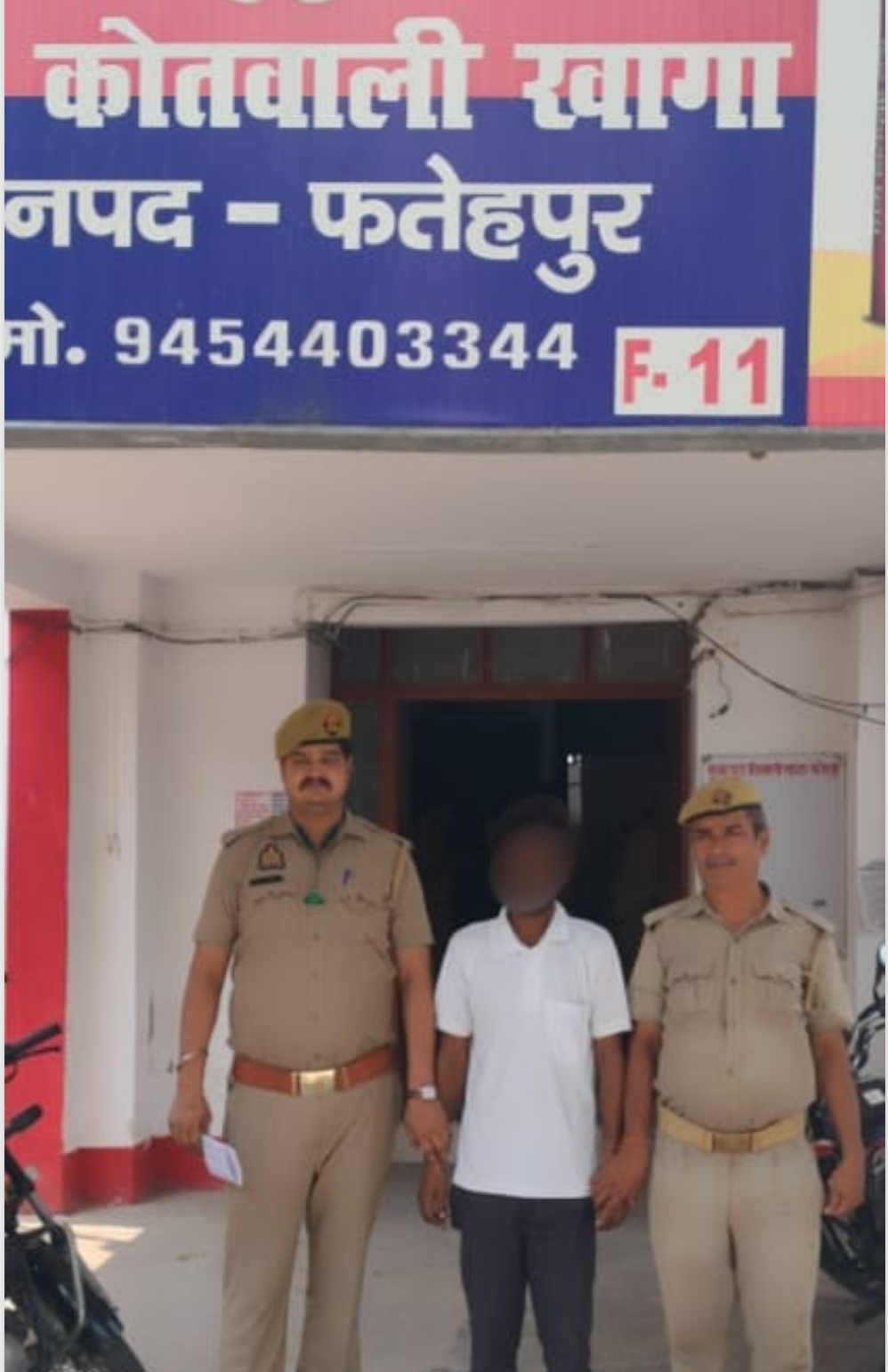 पुलिस की गिरफ्त में पत्नी का हत्यारोपी पति शोभित