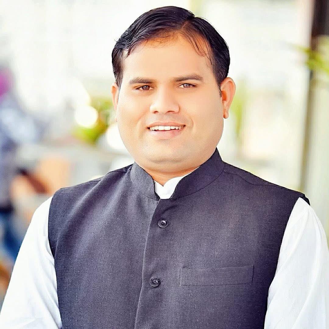 मध्यप्रदेश अनुसूचित जाति विभाग के अध्यक्ष प्रदीप अहिरवार मध्यप्रदेश अनुसूचित जाति विभाग के अध्यक्ष प्रदीप अहिरवार