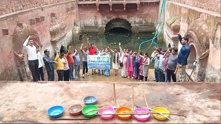 भोपालः जल गंगा संवर्धन अभियान के अंतर्गत श्रमदान एवं जल चौपाल का आयोजन हुआ भोपालः जल गंगा संवर्धन अभियान के अंतर्गत श्रमदान एवं जल चौपाल का आयोजन हुआ