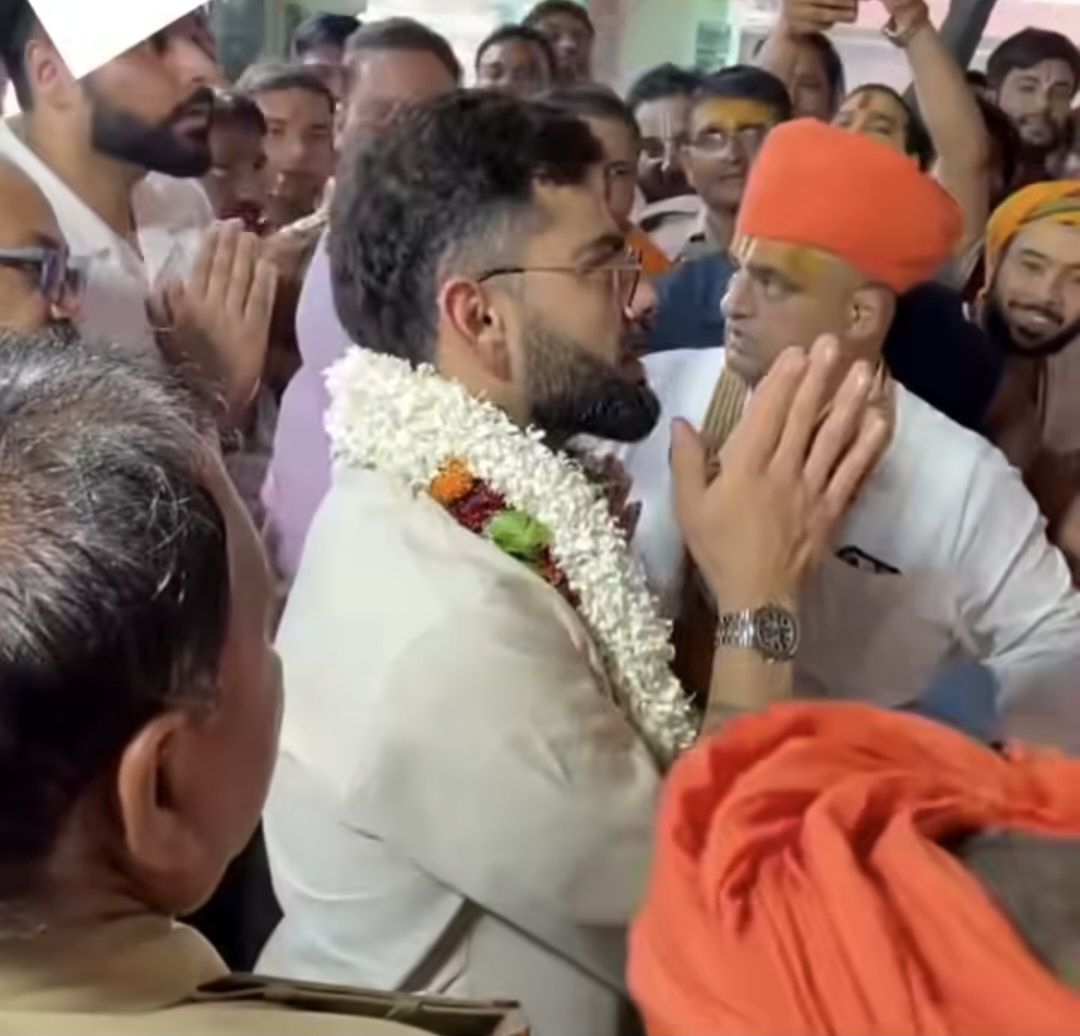 भारतीय क्रिकेटर विराट कोहली और अनुष्का शर्मा भारतीय क्रिकेटर विराट कोहली और अनुष्का शर्मा