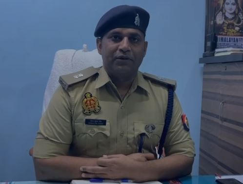घटना की जानकारी देते पुलिस उपायुक्त पूर्वी घटना की जानकारी देते पुलिस उपायुक्त पूर्वी