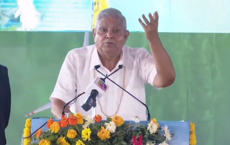 उप राष्ट्रपति धनखड़ ‘कृषि उद्योग समागम' को संबोधित करते हुए
