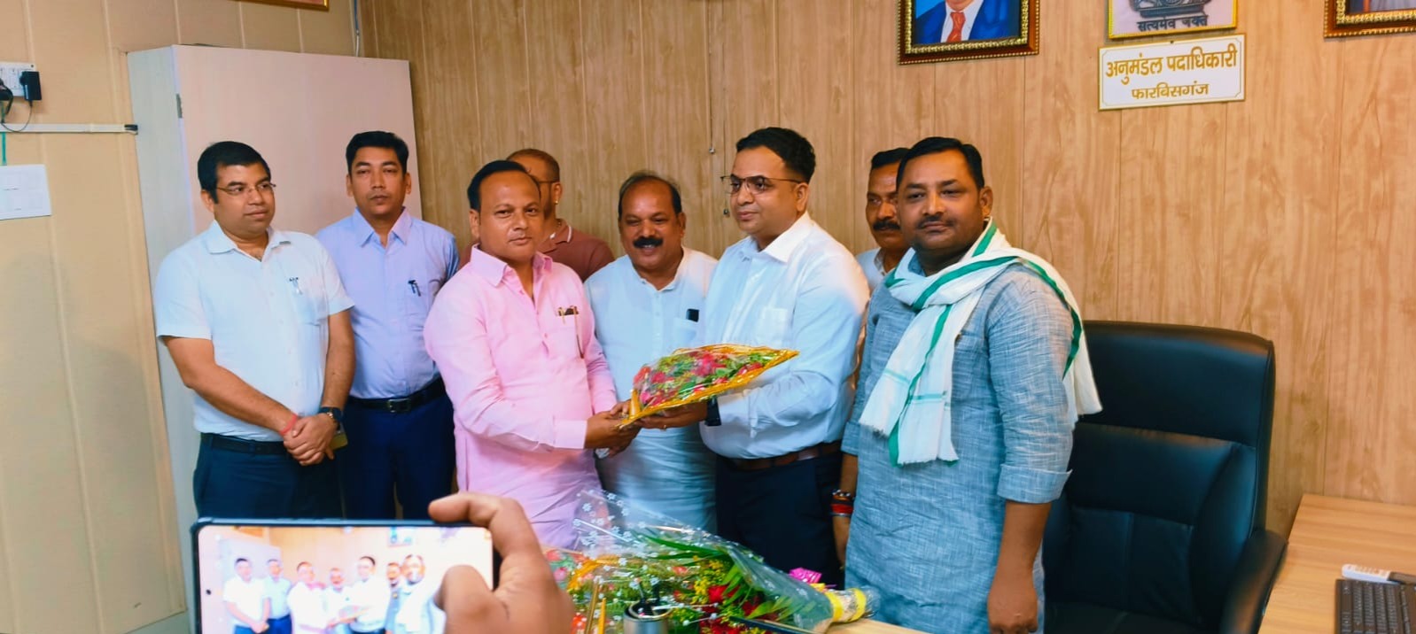 नए एसडीओ के रूप में रंजीत कुमार रंजन ने किया पदभार ग्रहण नए एसडीओ के रूप में रंजीत कुमार रंजन ने किया पदभार ग्रहण