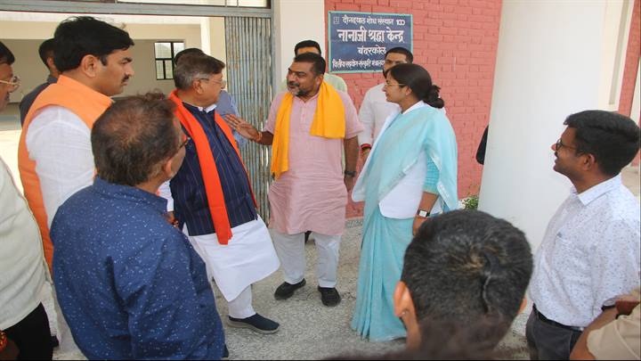 सतनाः मंत्री कैलाश विजयवर्गीय ने किया चित्रकूट के विकास कार्यों का अवलोकन सतनाः मंत्री कैलाश विजयवर्गीय ने किया चित्रकूट के विकास कार्यों का अवलोकन