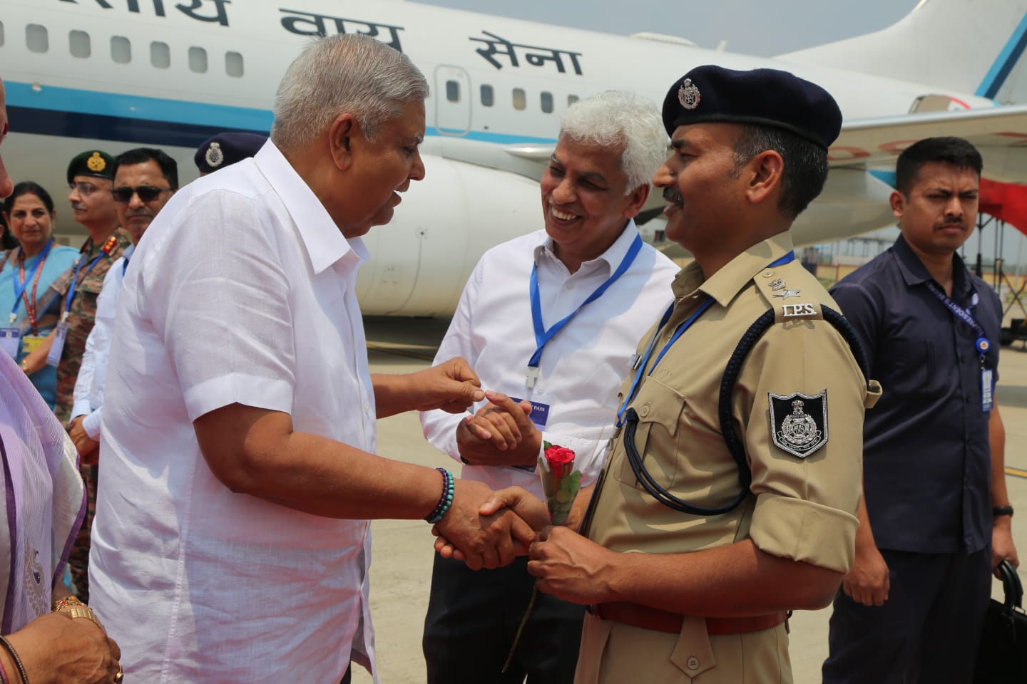 जबलपुर : उपराष्ट्रपति जगदीप धनखड़ का आज सपत्नीक आगमन जबलपुर : उपराष्ट्रपति जगदीप धनखड़ का आज सपत्नीक आगमन