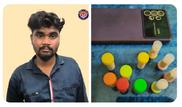 गुवाहाटी में हेरोइन के साथ गिरफ्तार ड्रग पेडलर की तस्वीर। गुवाहाटी में हेरोइन के साथ गिरफ्तार ड्रग पेडलर की तस्वीर।