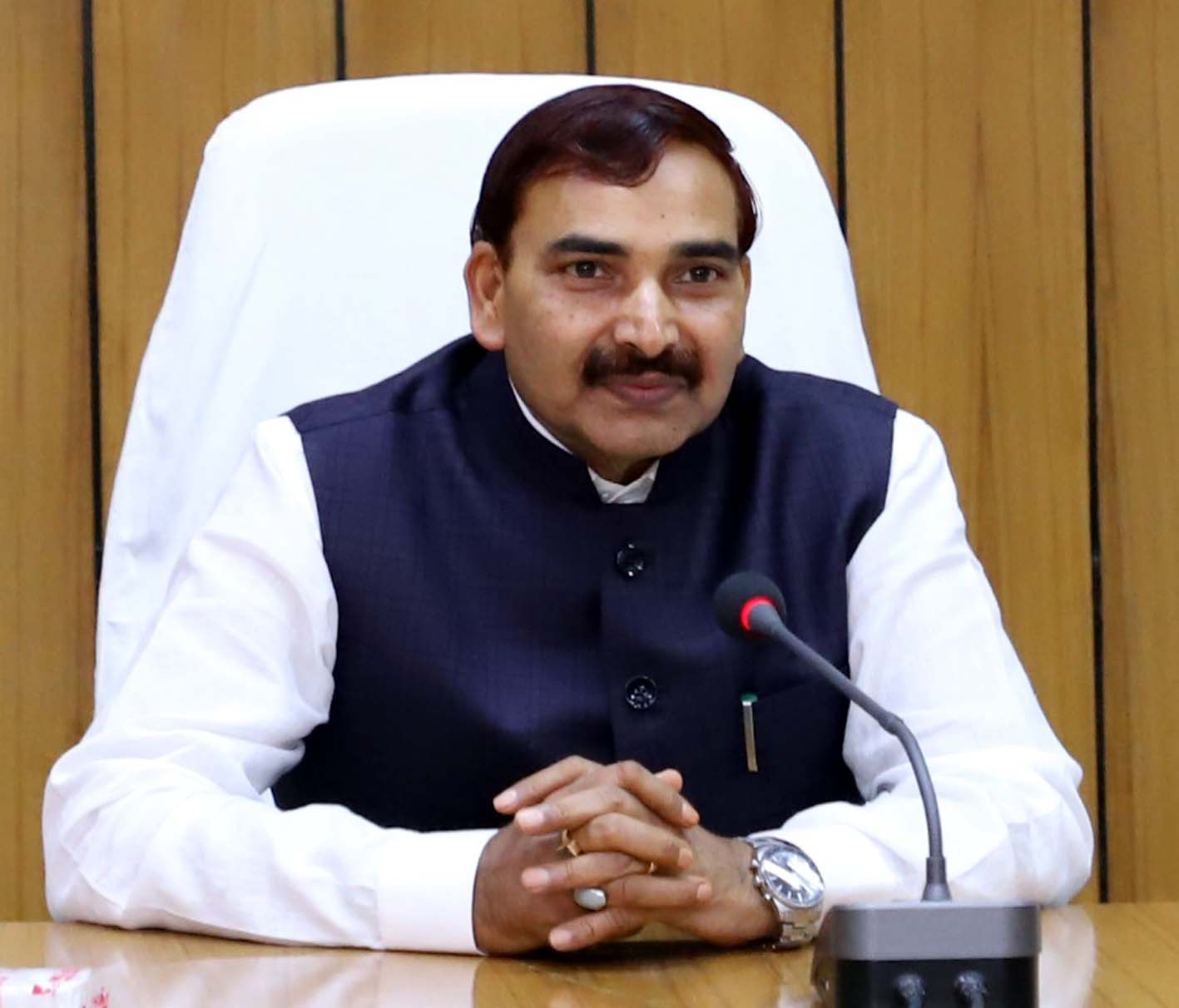 विश्वविद्यालय के कुलपति प्रो. नरसी राम बिश्नोई विश्वविद्यालय के कुलपति प्रो. नरसी राम बिश्नोई