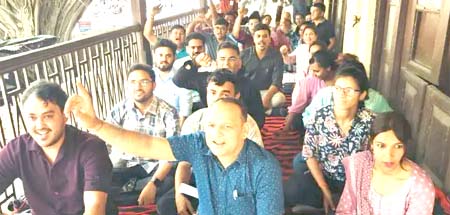 तीन दिवसीय हड़ताल पर गए सभी लेखपाल पटवारी तीन दिवसीय हड़ताल पर गए सभी लेखपाल पटवारी