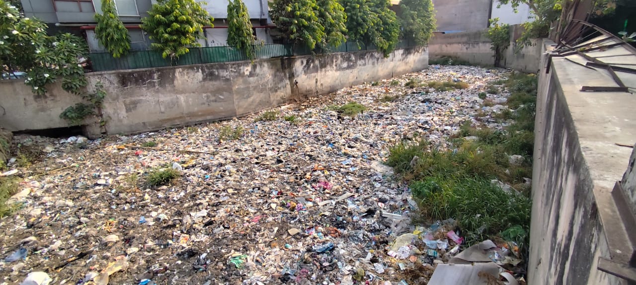 नाला नाला