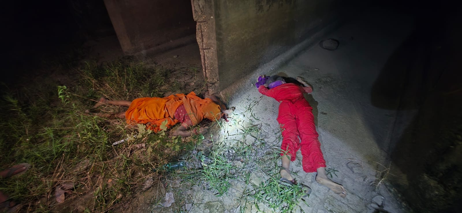 घटना में मृत लोगो की तस्वीर