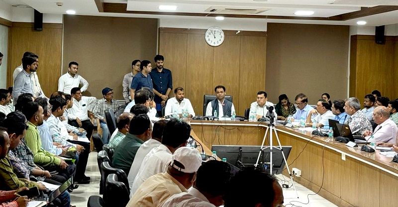 नगरीय विकास आयुक्त ने की योजनाओं की समीक्षा नगरीय विकास आयुक्त ने की योजनाओं की समीक्षा