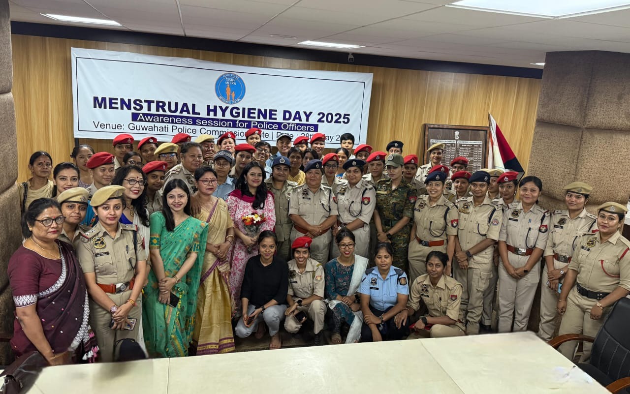 मासिक धर्म स्वच्छता दिवस पर महिला पुलिसकर्मियों के लिए जागरूकता कार्यक्रम की तस्वीर। मासिक धर्म स्वच्छता दिवस पर महिला पुलिसकर्मियों के लिए जागरूकता कार्यक्रम की तस्वीर।