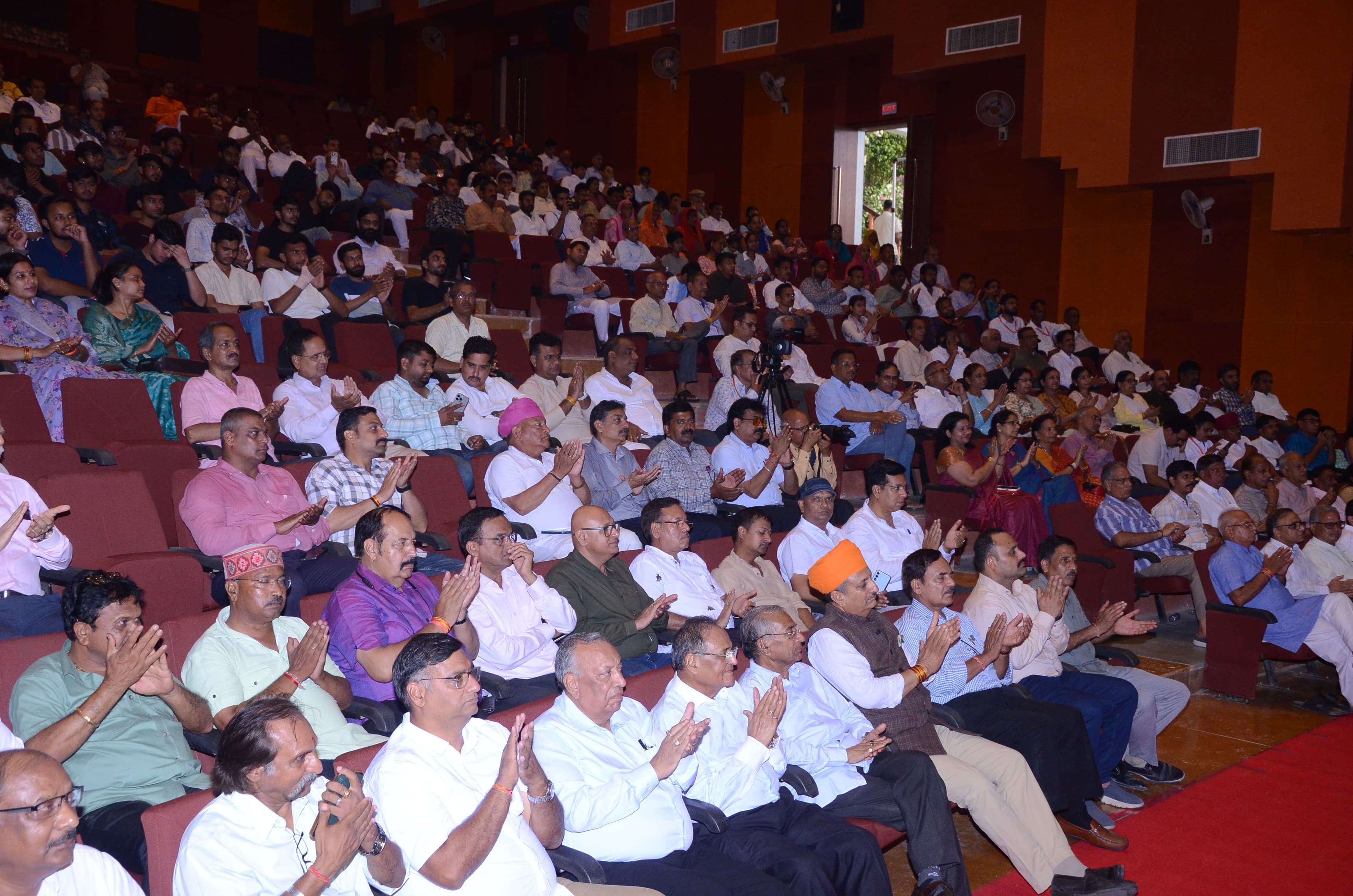 महाराणा प्रताप पर बोलना सूरज को दीपक दिखाने जैसा – राज्यपाल बागड़े महाराणा प्रताप पर बोलना सूरज को दीपक दिखाने जैसा – राज्यपाल बागड़े