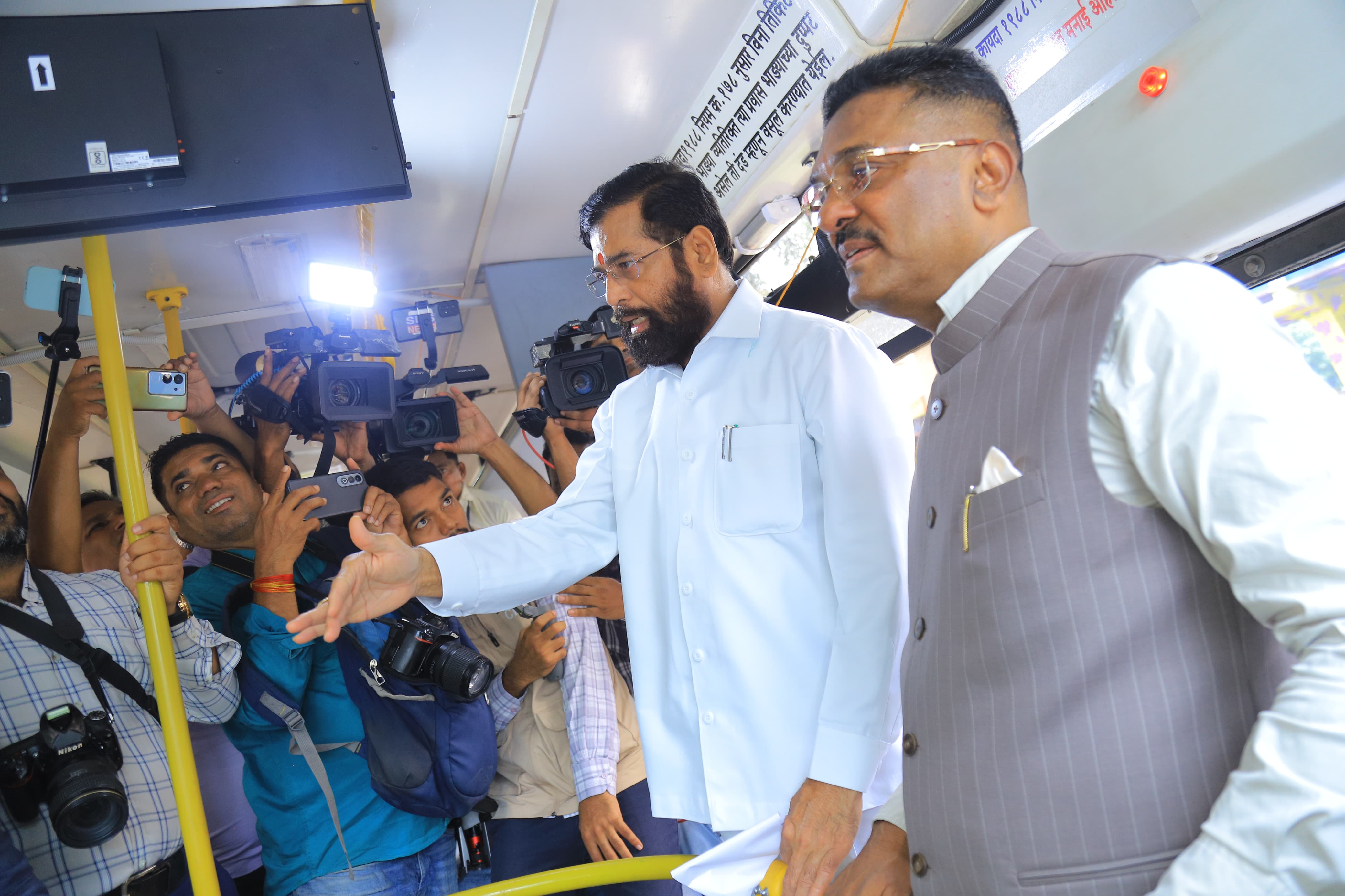 Shinde inspected smart St bus Shinde inspected smart St bus