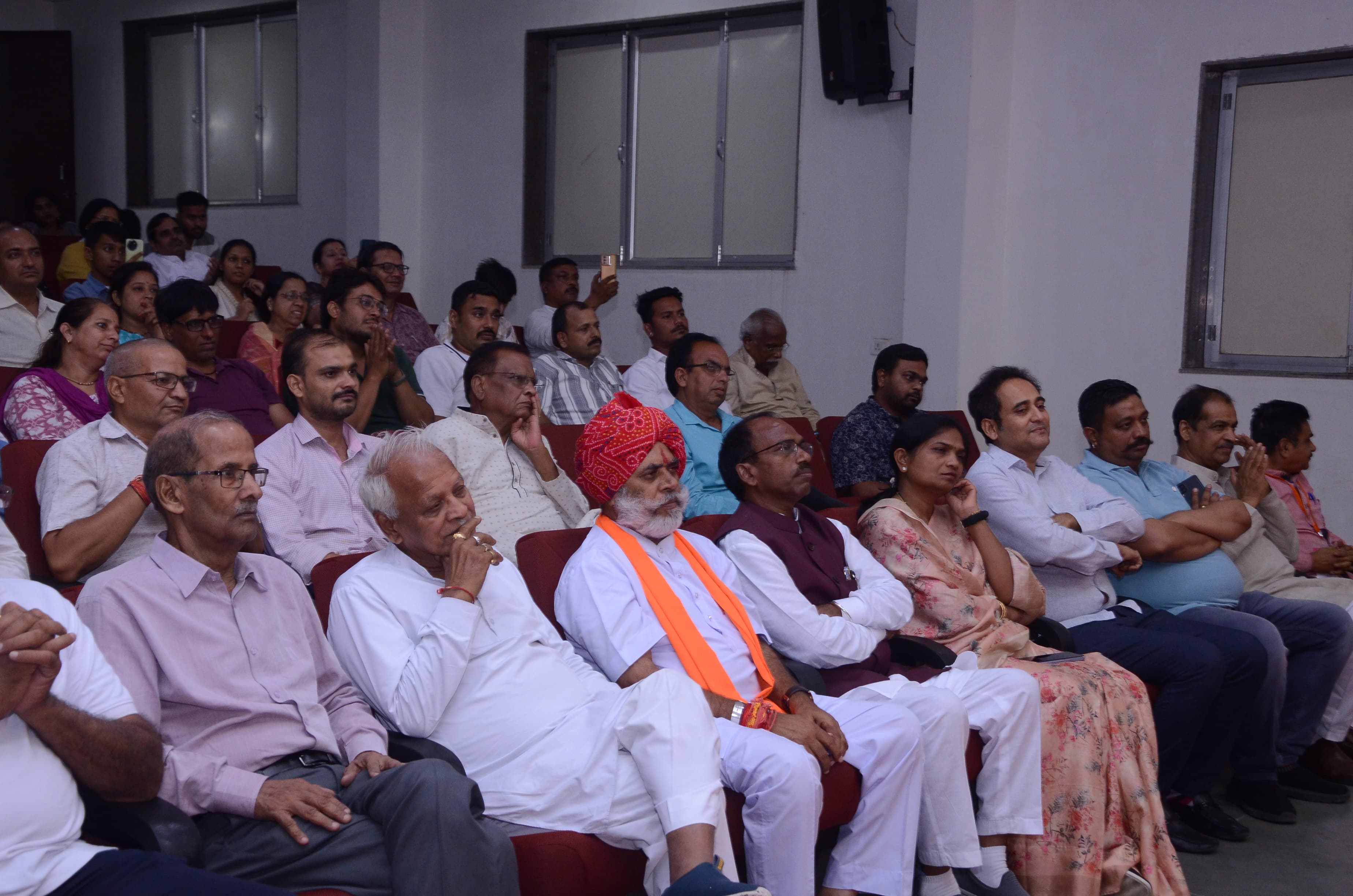 —शौर्य और स्वाभिमान की वाणी में गूंजा प्रताप का प्रताप —शौर्य और स्वाभिमान की वाणी में गूंजा प्रताप का प्रताप