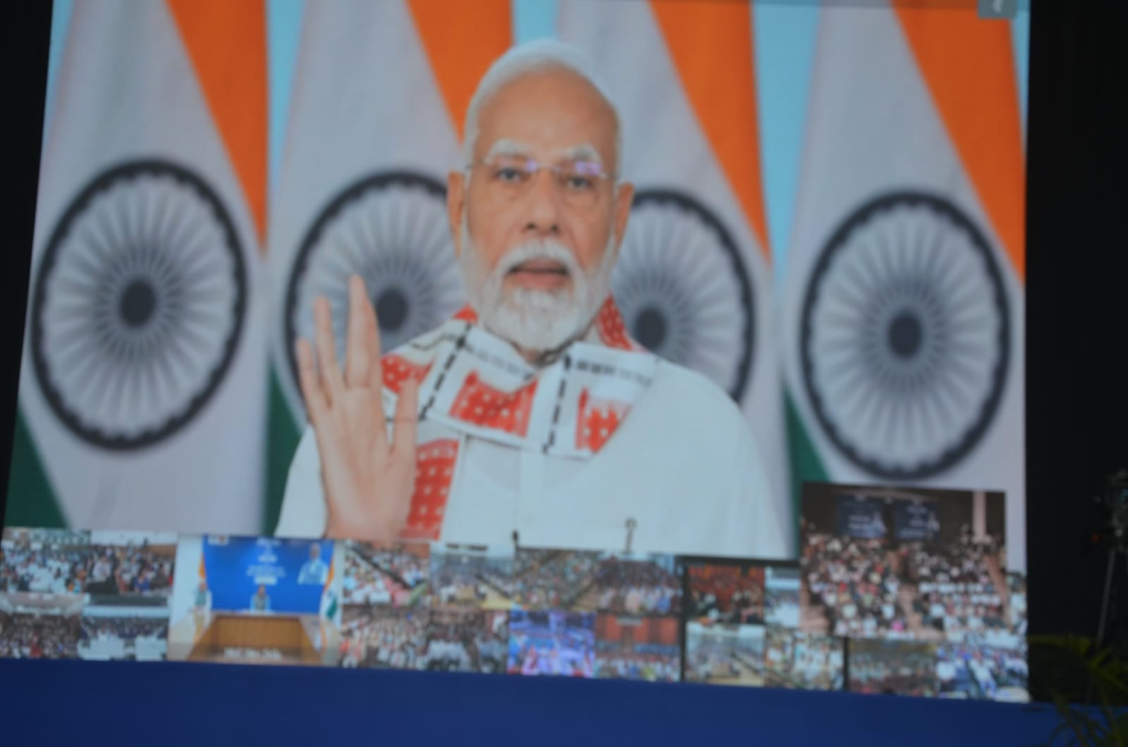 प्रधानमंत्री नरेंद्र मोदी प्रधानमंत्री नरेंद्र मोदी