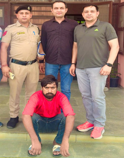 सोनीपत: अवैध हथयार के मामले में गिरफ्तार आरोपी सोनीपत: अवैध हथयार के मामले में गिरफ्तार आरोपी