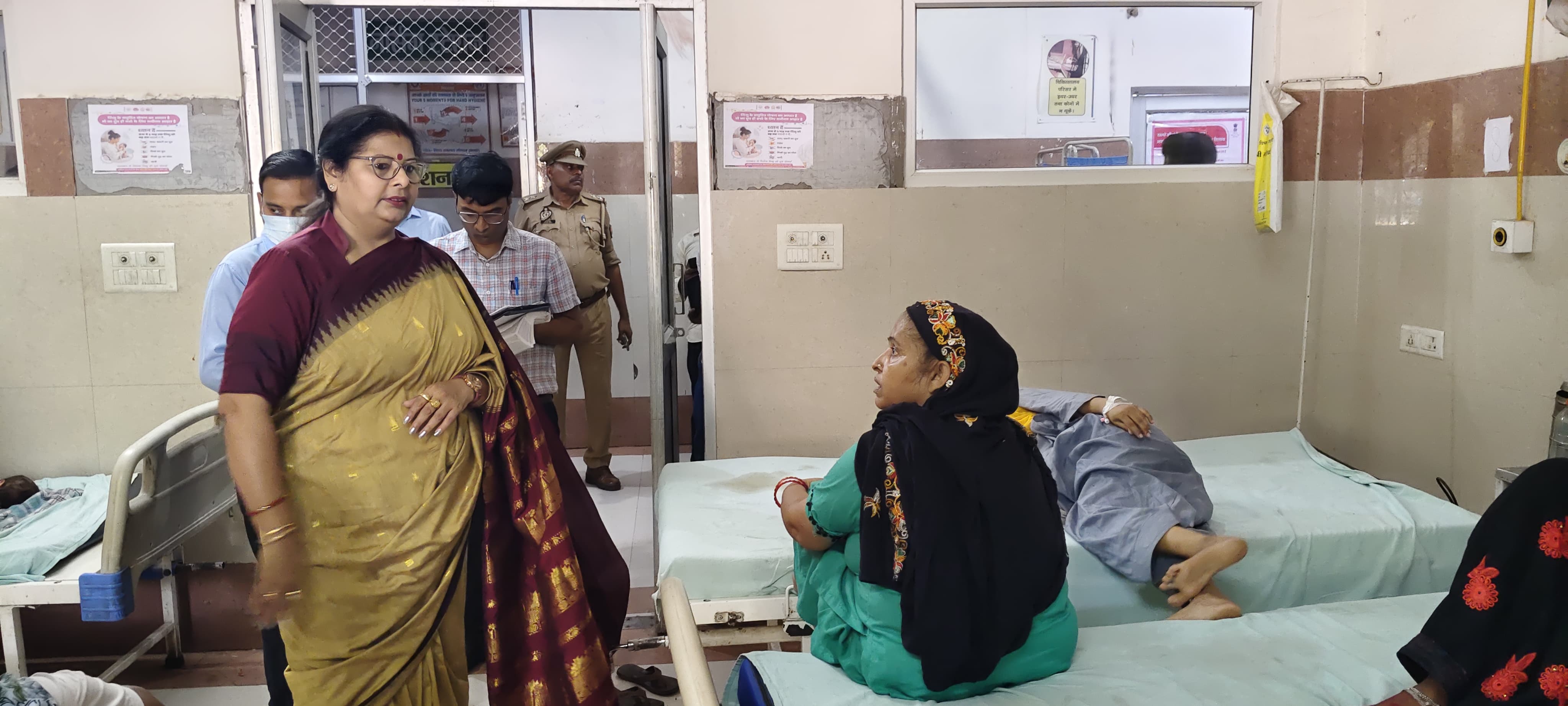 निरीक्षण करती महिला आयोग सदस्या रेनू गौड़ निरीक्षण करती महिला आयोग सदस्या रेनू गौड़