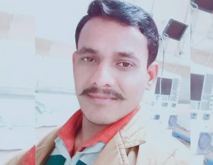 मृतक का फाइल फोटो मृतक का फाइल फोटो