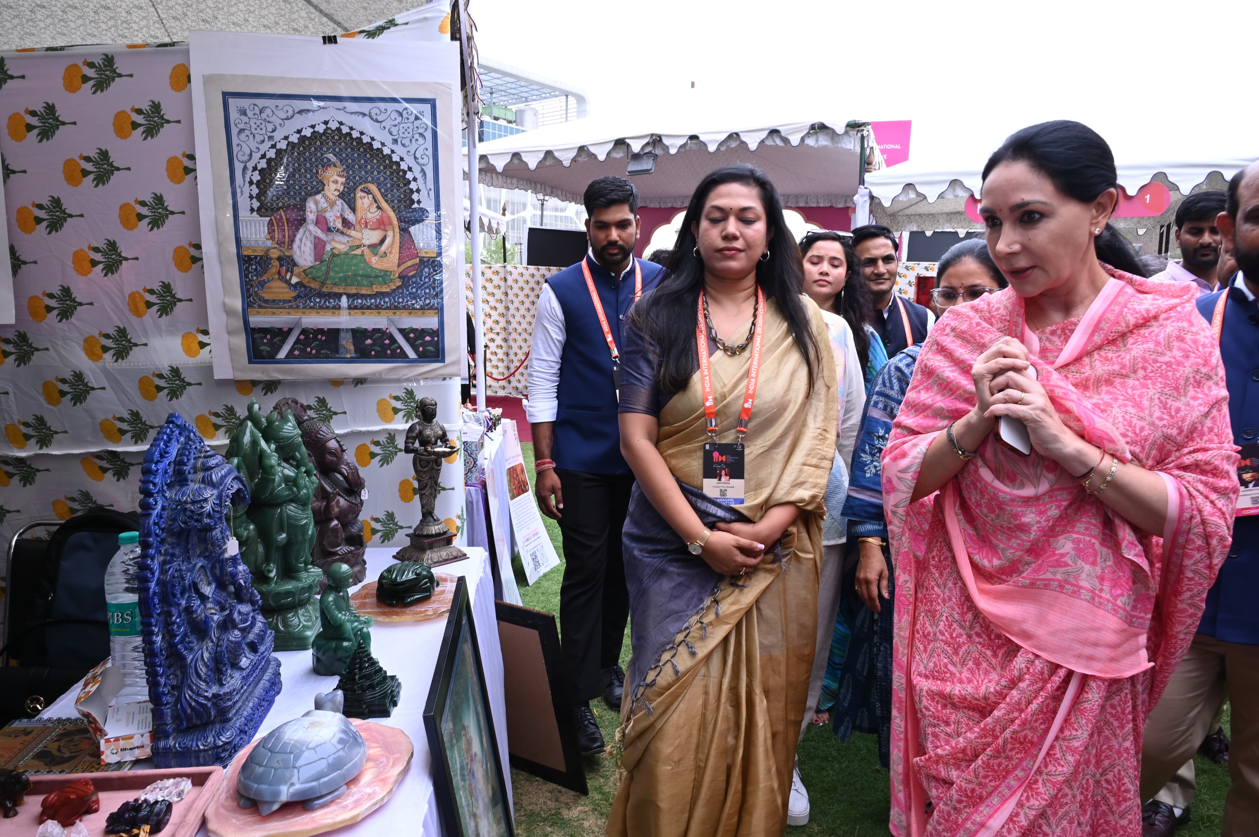 उपमुख्यमंत्री दीया कुमारी ने शुक्रवार को इंडिया इंटरनेशनल डिज़ाइन कॉन्क्लेव 2025 (आईआईडीसी 2025) का उद्घाटन किया। उपमुख्यमंत्री दीया कुमारी ने शुक्रवार को इंडिया इंटरनेशनल डिज़ाइन कॉन्क्लेव 2025 (आईआईडीसी 2025) का उद्घाटन किया।
