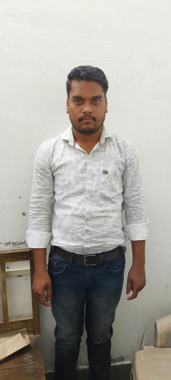 1 हजार 500 रुपए की रिश्वत लेते एसीबी ने पटवारी को धरा 1 हजार 500 रुपए की रिश्वत लेते एसीबी ने पटवारी को धरा