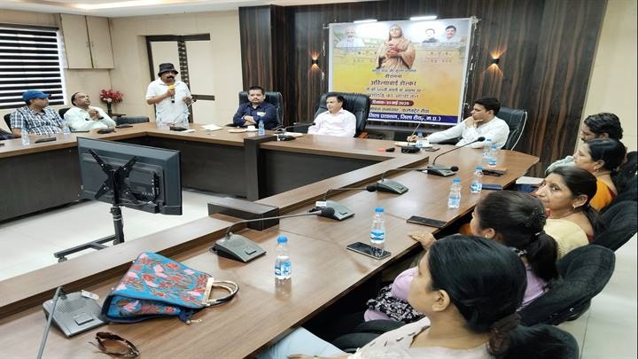 रीवाः लोकमाता अहिल्याबाई की 300वीं जन्म जयंती में आयोजित हुई संगोष्ठी रीवाः लोकमाता अहिल्याबाई की 300वीं जन्म जयंती में आयोजित हुई संगोष्ठी