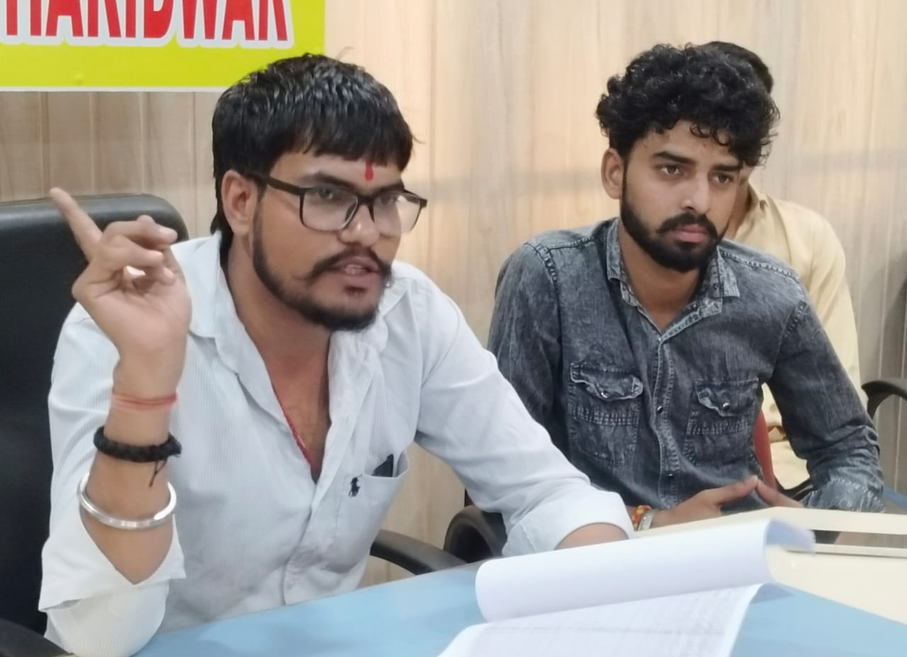 विद्यार्थी परिषद की प्रेस वार्ता