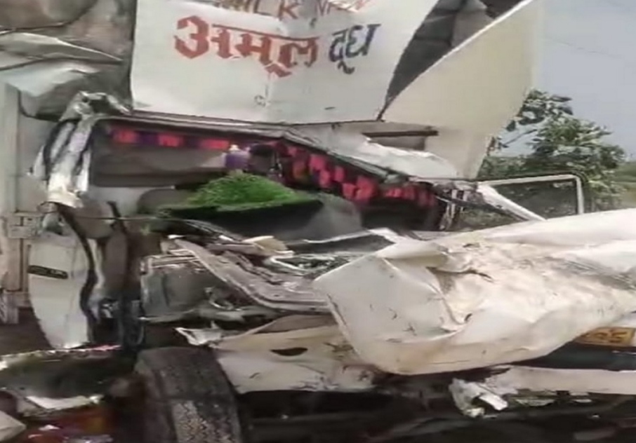 दुर्घटनाग्रस्त वाहन की तस्वीर