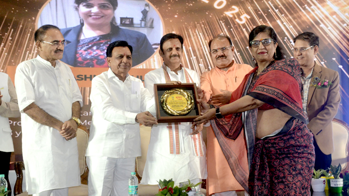 भोपाल के समन्वय भवन में एंटी टोबैको कॉन्क्लेव भोपाल के समन्वय भवन में एंटी टोबैको कॉन्क्लेव