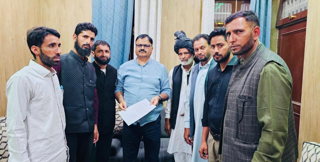 Many delegations met Minister Javed Rana and apprised him of the problems, assured of solution Many delegations met Minister Javed Rana and apprised him of the problems, assured of solution