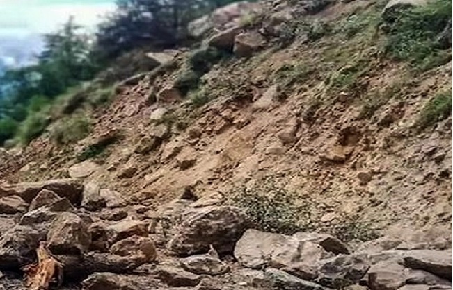 भूस्खलन सांकेतिक फोटो भूस्खलन सांकेतिक फोटो