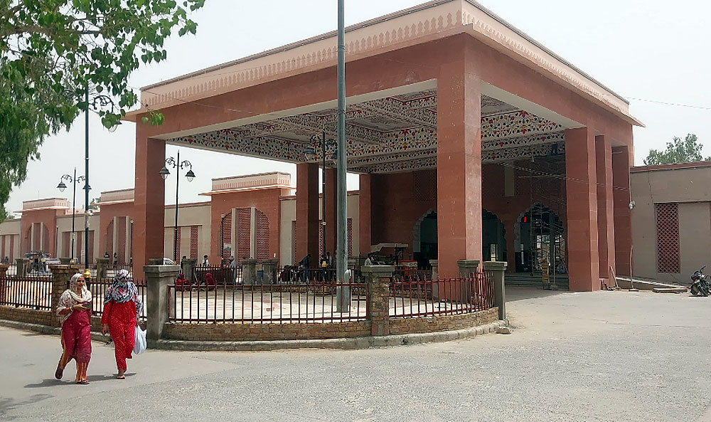 सूरतगढ़ स्टेशन के पुनर्विकास का कार्य शीघ्र होगा पूर्ण, हेरिटेज लुक के साथ यात्रियों को मिलेंगी बेहतर सुविधाएँ सूरतगढ़ स्टेशन के पुनर्विकास का कार्य शीघ्र होगा पूर्ण, हेरिटेज लुक के साथ यात्रियों को मिलेंगी बेहतर सुविधाएँ