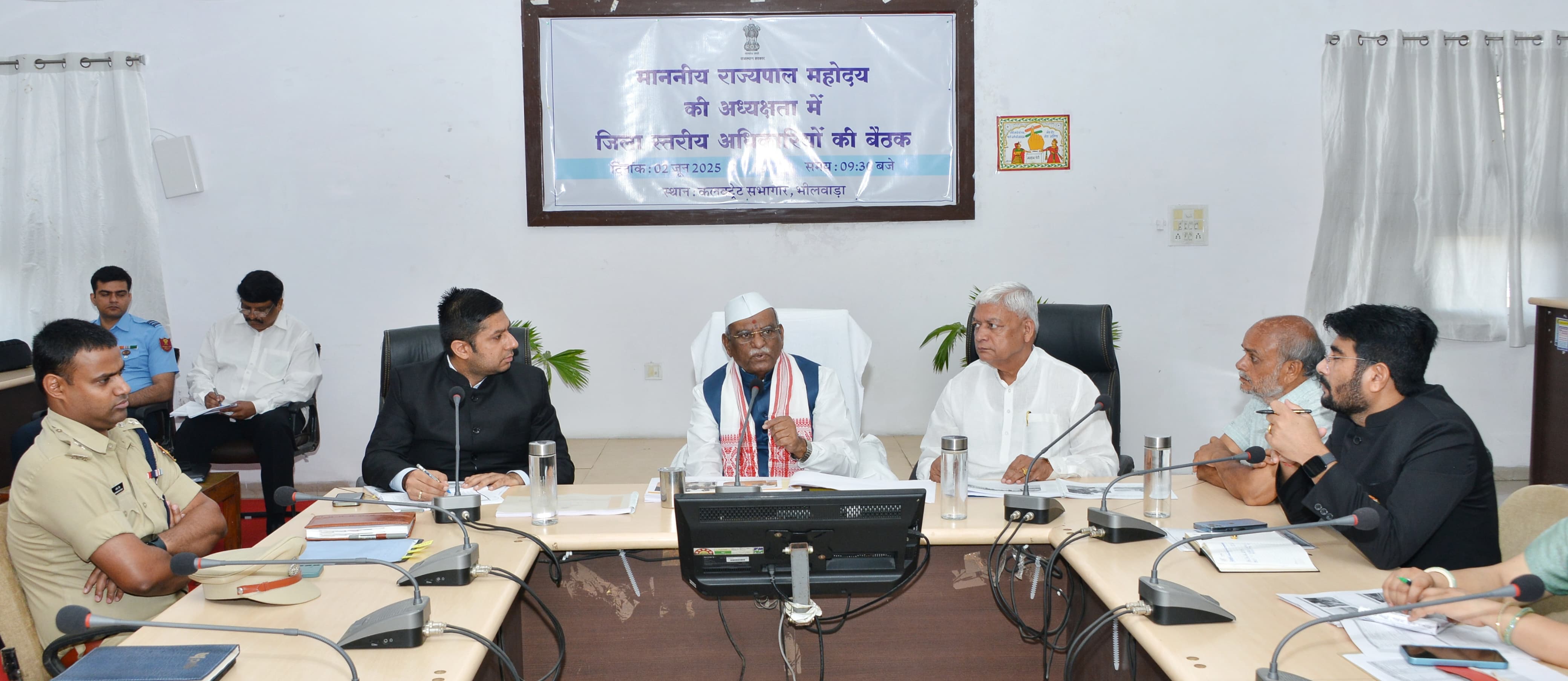 राज्यपाल हरिभाऊ बागडे का भीलवाड़ा दौरा, वंचितों को योजनाओं से जोड़ने पर दिया जोर1 राज्यपाल हरिभाऊ बागडे का भीलवाड़ा दौरा, वंचितों को योजनाओं से जोड़ने पर दिया जोर1