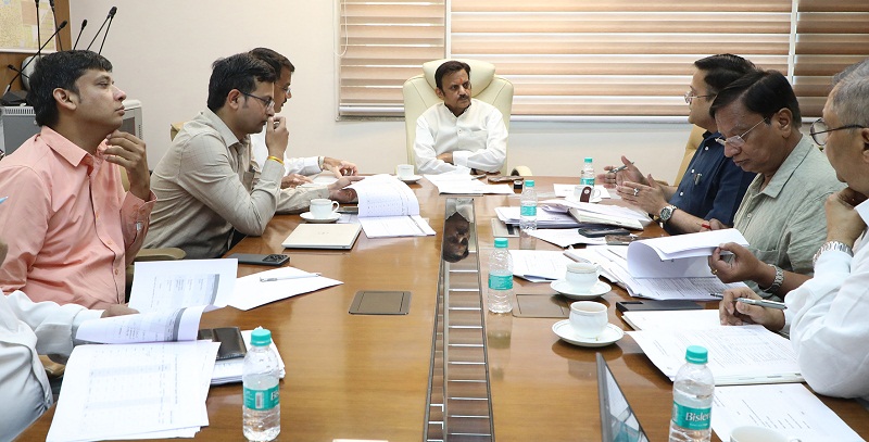 स्वास्थ्य विकास कार्यों की संभागवार वृहद समीक्षा स्वास्थ्य विकास कार्यों की संभागवार वृहद समीक्षा